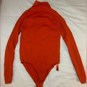 Skims red bodysuit ❤️